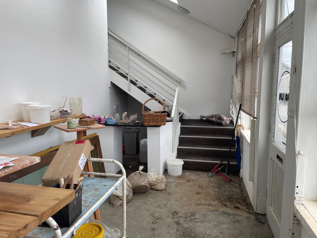 Lot: 76 - ART GALLERY IN DESIRABLE LOCATION WITH PLANNING APPROVAL -